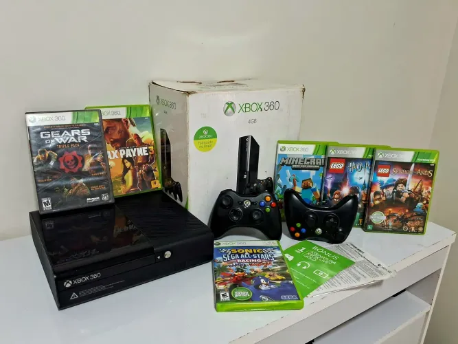Xbox 360 Super Slim COMPLETO ?