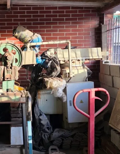 Fresadora SINITRON S-13 - Bancada Fixa - Com Inversor