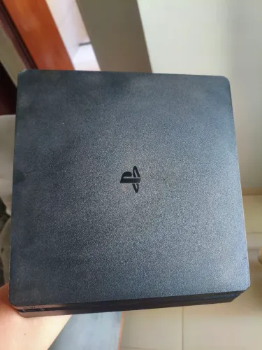 Ps4 slim com defeito. Leia anúncio.