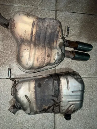 Abafadores originais Jetta