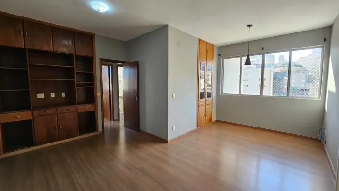 APARTAMENTO A VENDA NO BAIRRO SANTO ANTONIO 3 QUARTOS 1 SUITE 3 VAGAS.