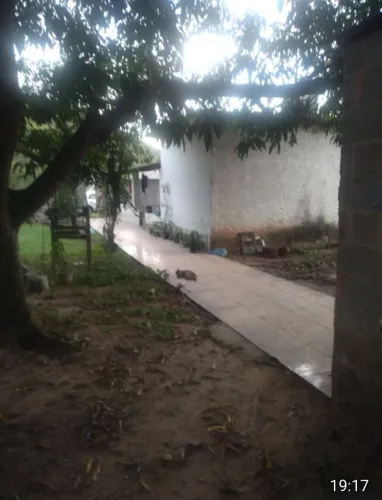 Terreno 837,50 Todo Plano, com uma (casinha simples, pequena precisando de reformas)