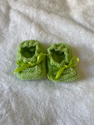 Sapatilha Bebê verde pistache 0 a 6 meses