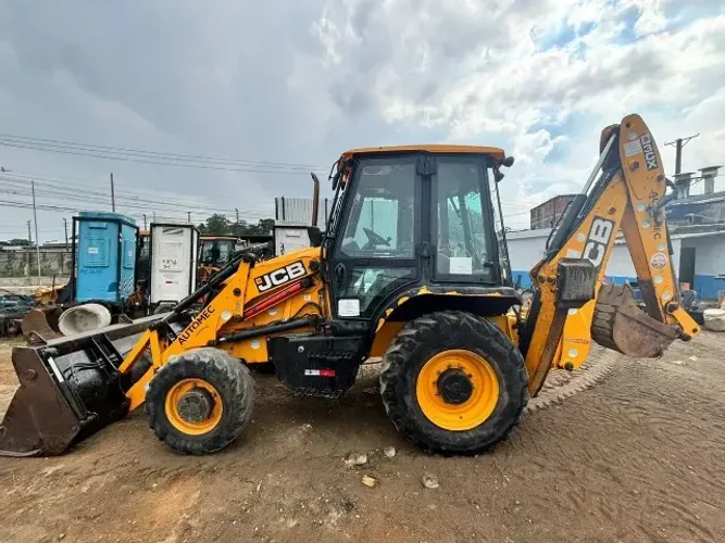 Retroescavadeira Jcb 3cx 2019 Com 3ª Função E Caçamba Hidr