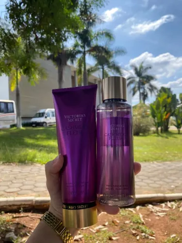 Kit Cashmere Fleur - Victoria?s Secret ORIGINAL 