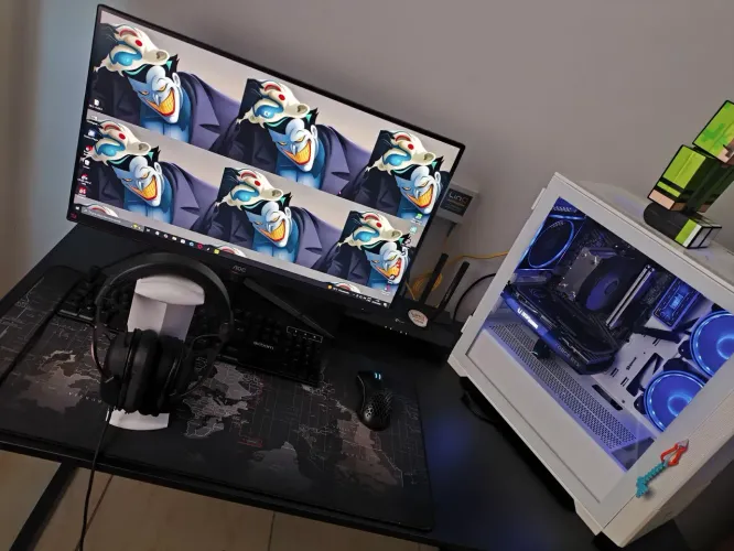 PC GAMER RTX 4060 + 5700X 