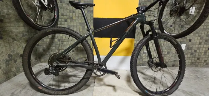 Bicicleta Sense Impact Race 2021