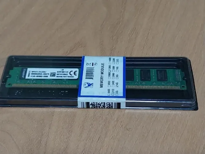 Módulo de memória 4GB DDR3 1600MHz Kingston KVR16N11 para aprimorar o PC Ultimas unidades