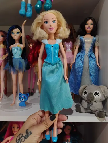 Boneca Cinderela hasbro