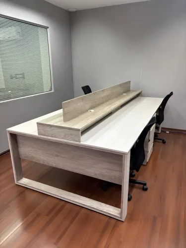 Ilha de trabalho em MDF 4 lugares