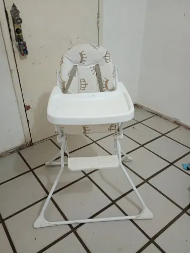 Cadeira de alimentação 