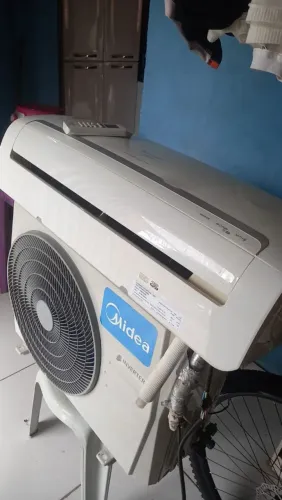 Vendo split 12 mil BTUs inverter 