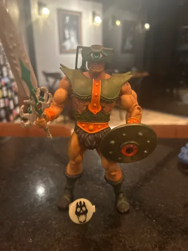 MOTUC TRIKLOPS LOOSE
