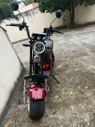 Vendo moto elétrica ou troco por moto normal