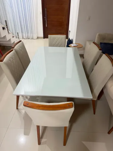 CONJUNTO DE MESA + 6 CADEIRAS 