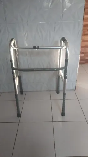 Andador