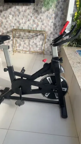 Muito conservada ótima para seis treinos BIKE SPPINNING