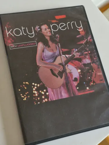 DVD e CD da Katy Perry
