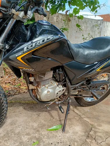 Honda brox es