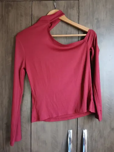 Blusa vinho 