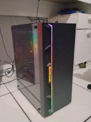 pc gamer Ryzen 5 4600G 16gb de ram ddr4 240ssd