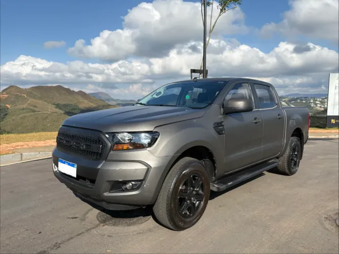 Ford Ranger XLS 2.5 16V 4X2 CD Flex 2017