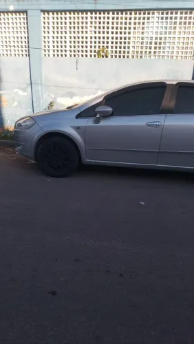 Fiat Linea Essence Dualogic 1.8 Flex 16V 4P 2014