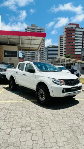 Mitsubishi L200 Triton Sport GLS 2.4 CD Diesel Aut. 2023