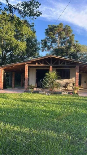 Casa na Morungava com Terreno Amplo e Estrutura Completa
