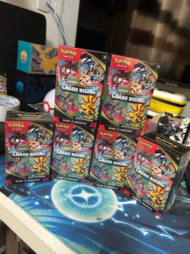 Mini Box Chaos Rising Inglês lacrada