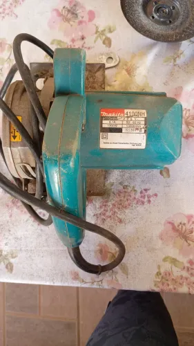 Makita média