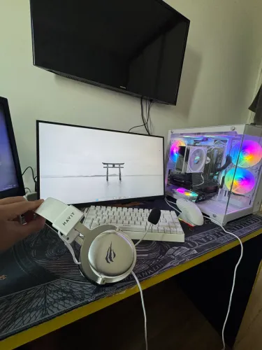 SETUP GAMER COMPLETO RX 7600 + RYZEN 5 5600GT + MONITOR 100HZ + PERIFÉRICOS