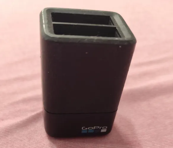 Carregador gopro hero 6/7/8 original para duas baterias