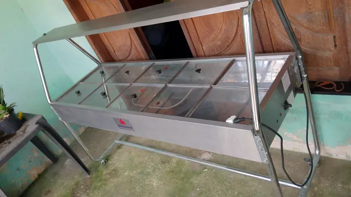 Vendo um richo não entrego.R$2000 não tem 3 tampas está novo .