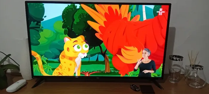 Smart TV Philco 42 Polegadas + Cabo HDMI 