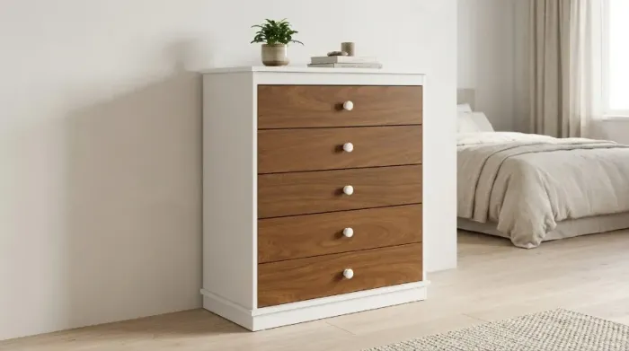 Cômoda 5 Gavetas MDF Nova Branca com Gavetas Amadeiradas