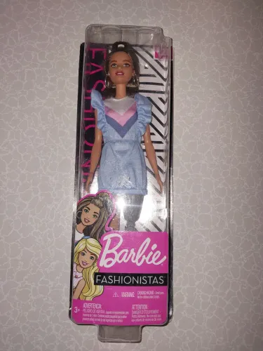 Boneca Barbie fashionista 121 Perna Mecânica 