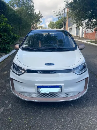 JAC E-JS1 62cv 5P Aut. (elétrico) 2025