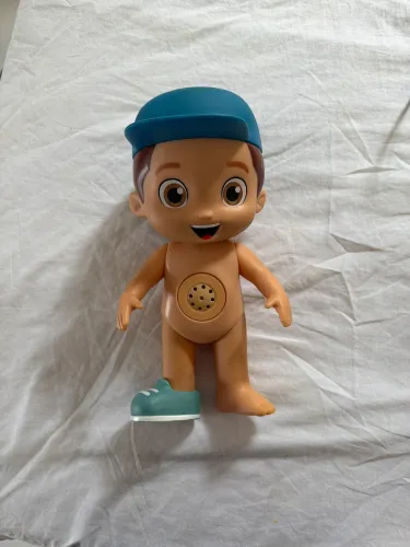 Boneco Luccas Neto em vinil