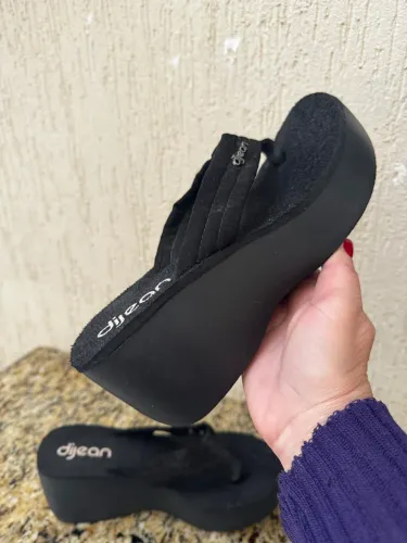 Sandália chinelo plataforma dijean 37/38 super confortável