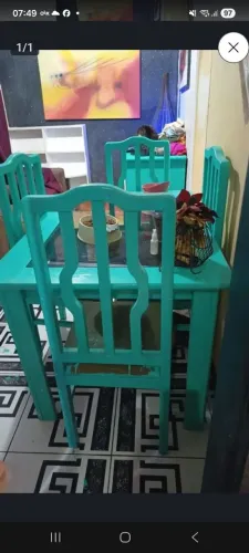Jogo de mesa madeira maciça aparador e almofadas