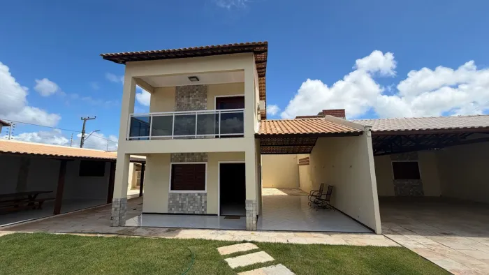 Vende-se casa em Aracati
