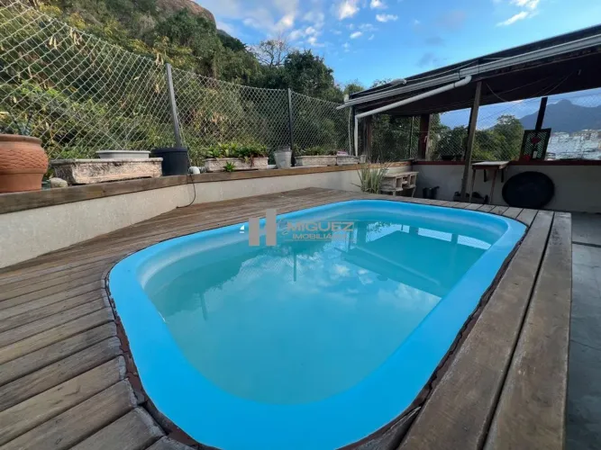 Casa de Vila Duplex à Venda na Tijuca Rua Rego Lopes 120 m² 3 Quartos 2 Suítes Piscin