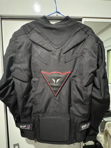 Jaqueta Dainese