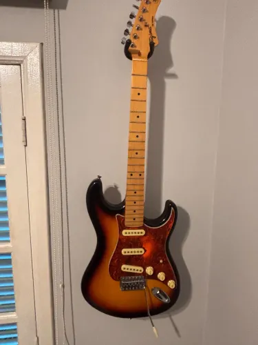 Stratocaster Tagima TG 530