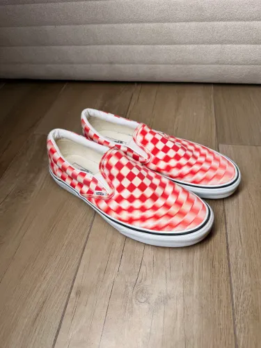 Vans Classic Slip-On Blur Check - White Red (RARO NO BRASIL)