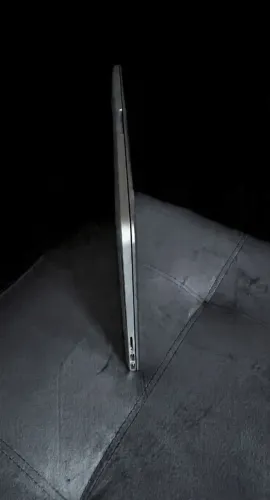 Notebook Mac Book Pro/ i5 intel/ssd 256/Ran 8 mem./ano 2015.