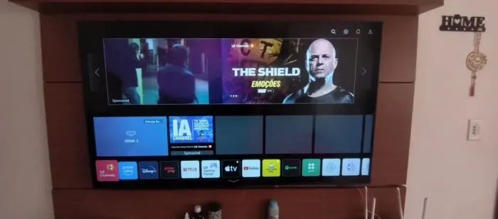 Tv LG 65 polegadas smart 4k