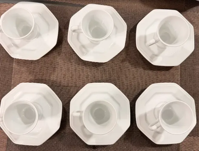 6 unidades xícara e pires de café, porcelana schmidt, cor branca, modelo prisma