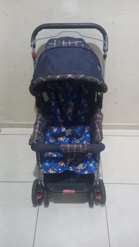 CARRINHO DE BEBÊ EM OTIMO ESTADO